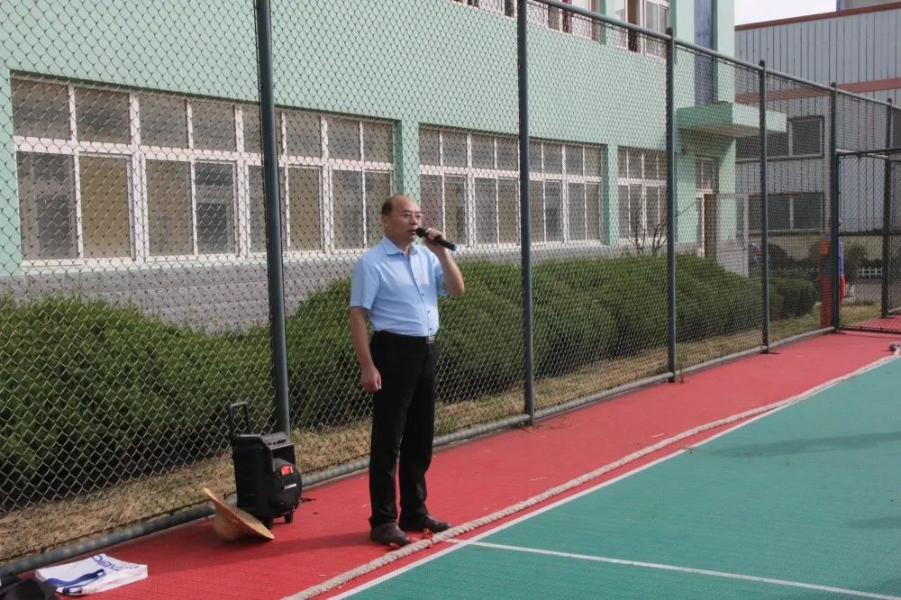 公司舉行“慶國慶”趣味運動會